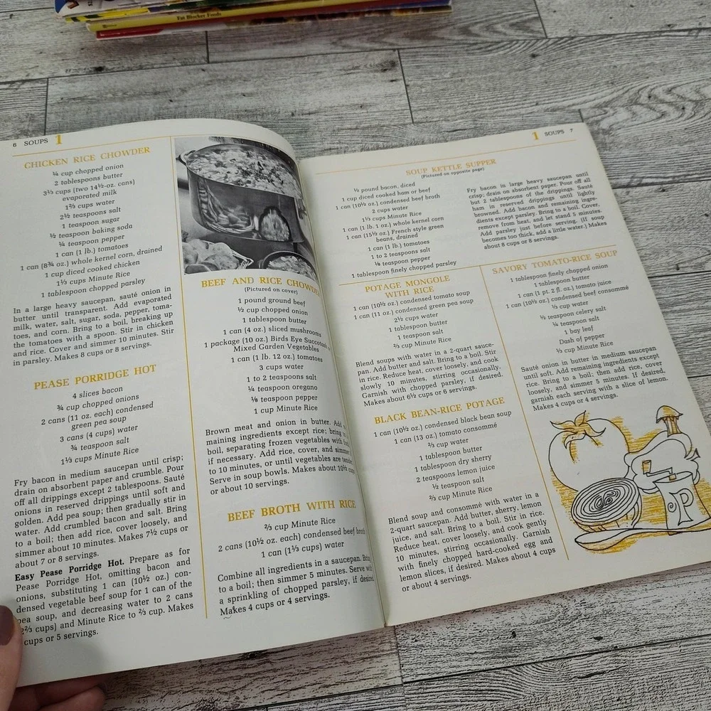 Timeless Recipes with Minute Rice Cookbook 1965 Booklet Soup to Desserts Vtg MCM